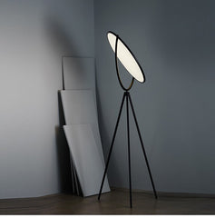 Optical Tripod Lamp